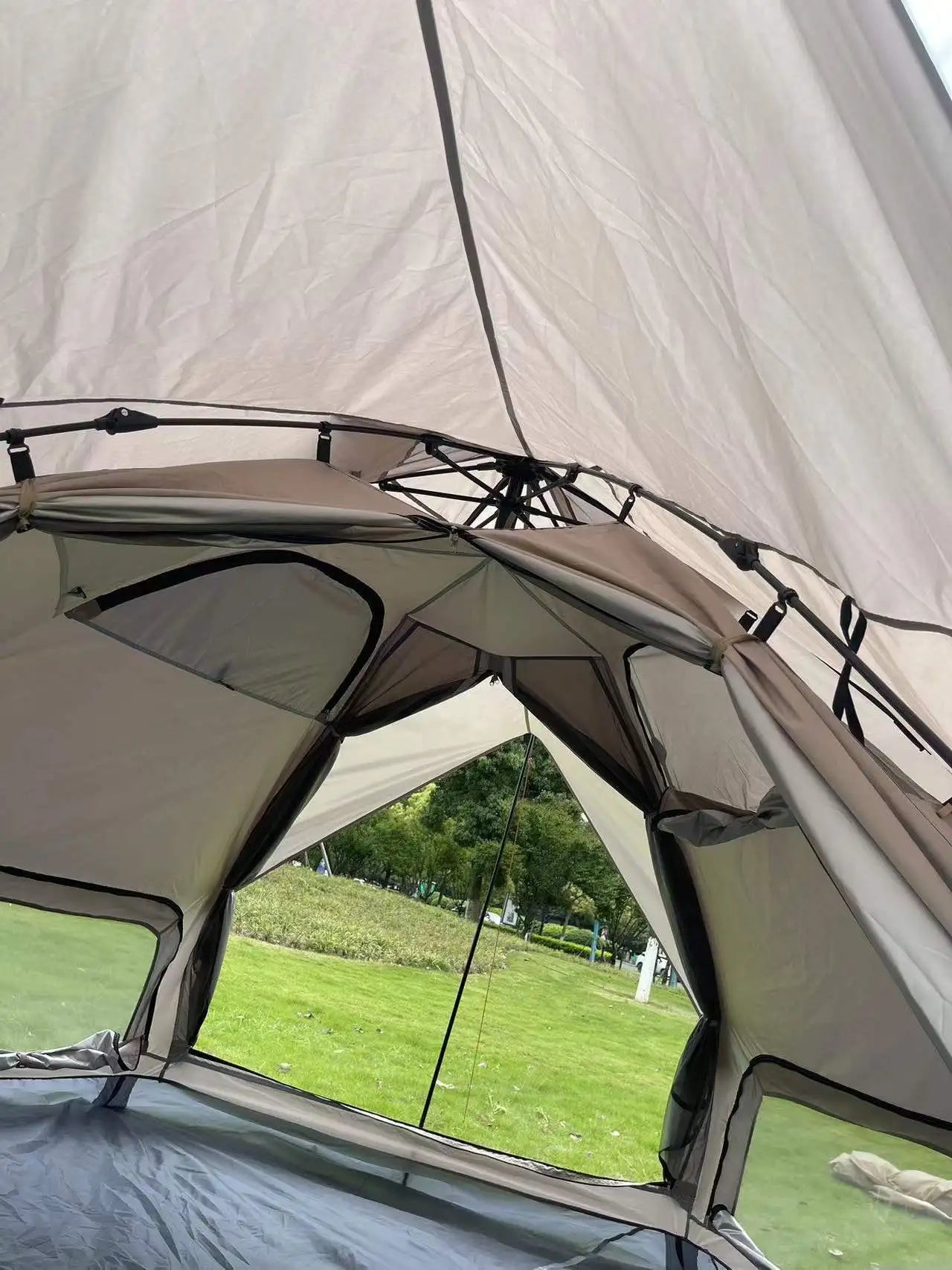 Portable Automatic Pop-up Hexagonal Tent for 5-8 People Double Layer Outdoor Camping Mushroom Tent