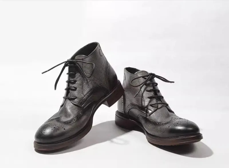 Casual Handmade Vintage Cowhide Genuine Leather Short Boots Men Carving Design High Top Cargo Shoes Men Lace Up Motorcycle Boots