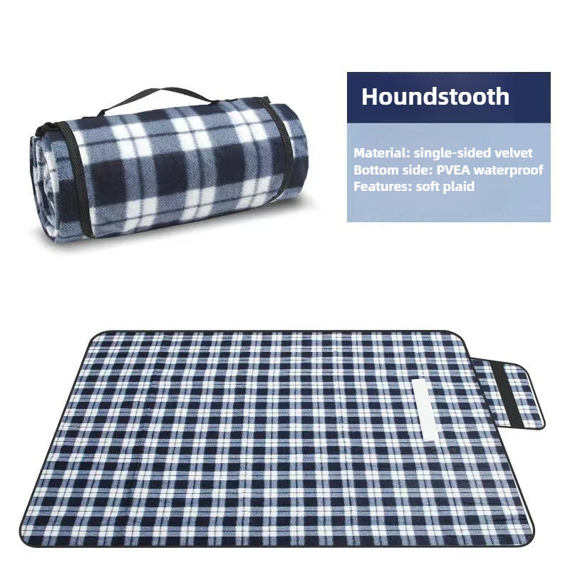 Outdoor Single-sided Velvet Folding Picnic Mat with Waterproof Soft Thickened Grid Camping Mat on The Bottom 130cm 150cm