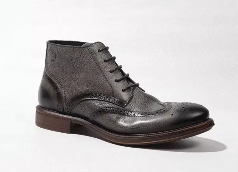 Casual Handmade Vintage Cowhide Genuine Leather Short Boots Men Carving Design High Top Cargo Shoes Men Lace Up Motorcycle Boots