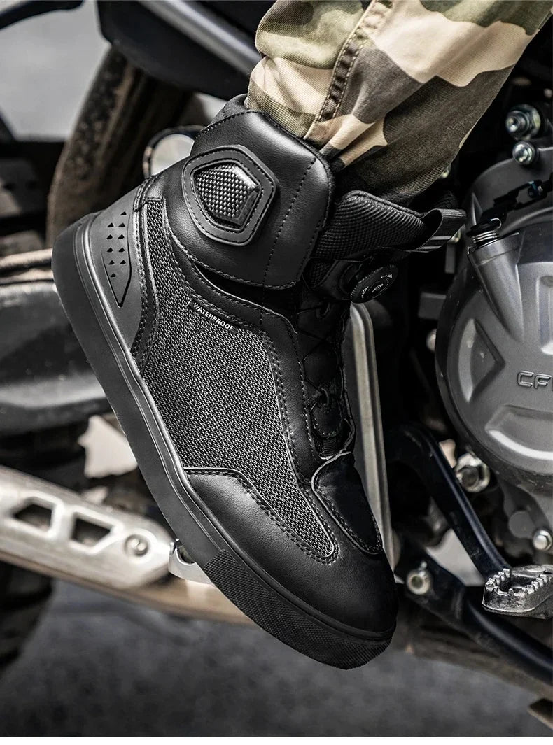 Sulaite Motorcycle Boots Men Waterproof Motorcyclist Boots Black Leather Motocross Boots Breathable Moto Biker Shoes