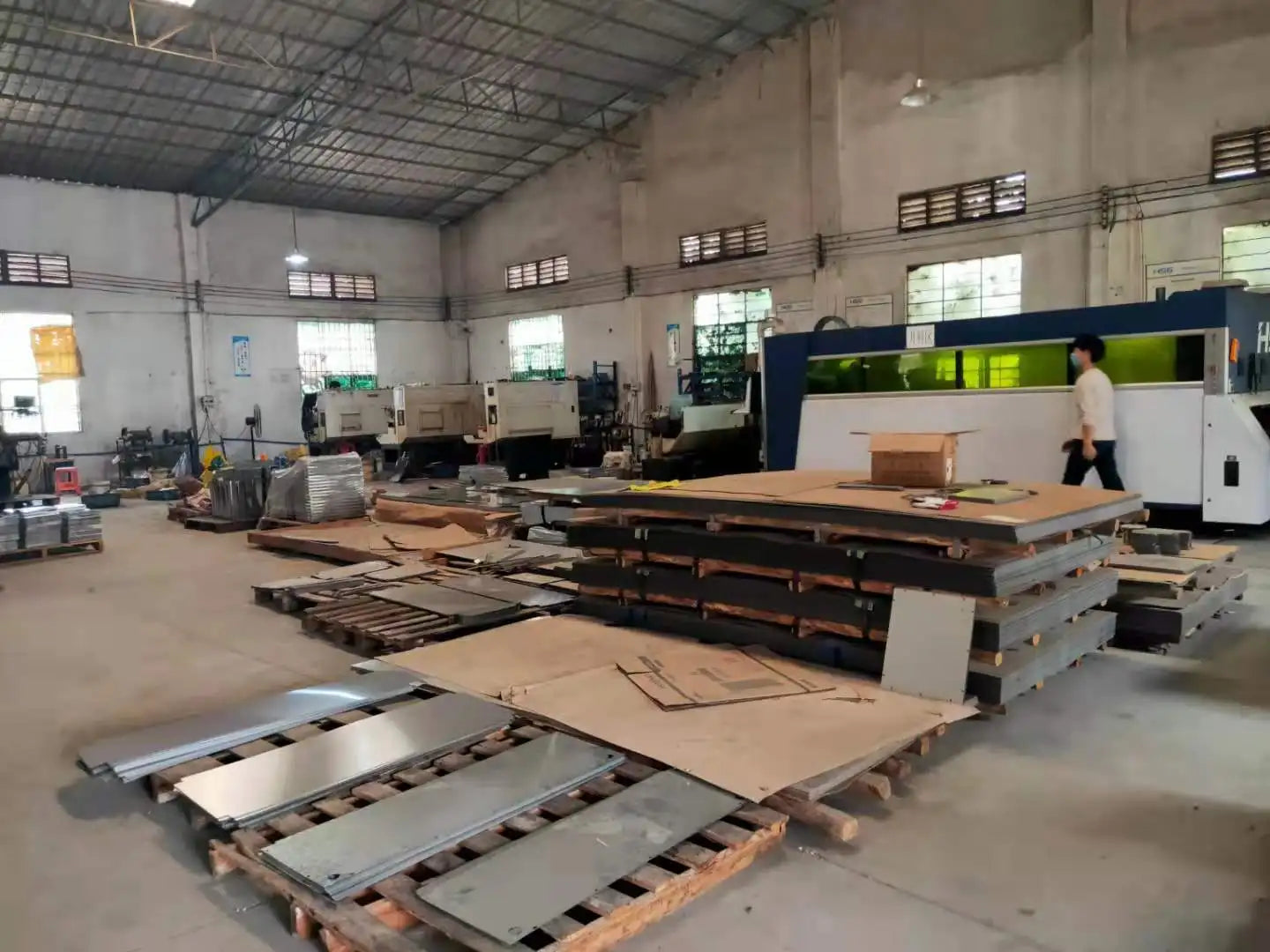 Supplier Stainless Steel Portable BBQ Gas Grill for Outdoor Camping and Restaurant Use