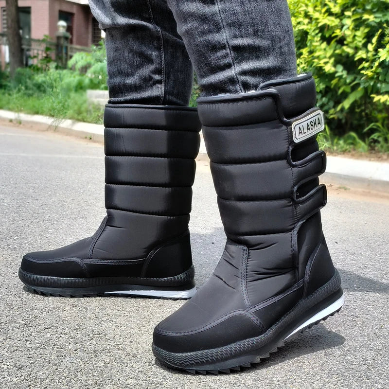 Winter Thick Men Snow Boots High Top Warm Cotton Shoes Lightweight Slip Resistant Camouflage Outdoor Boots