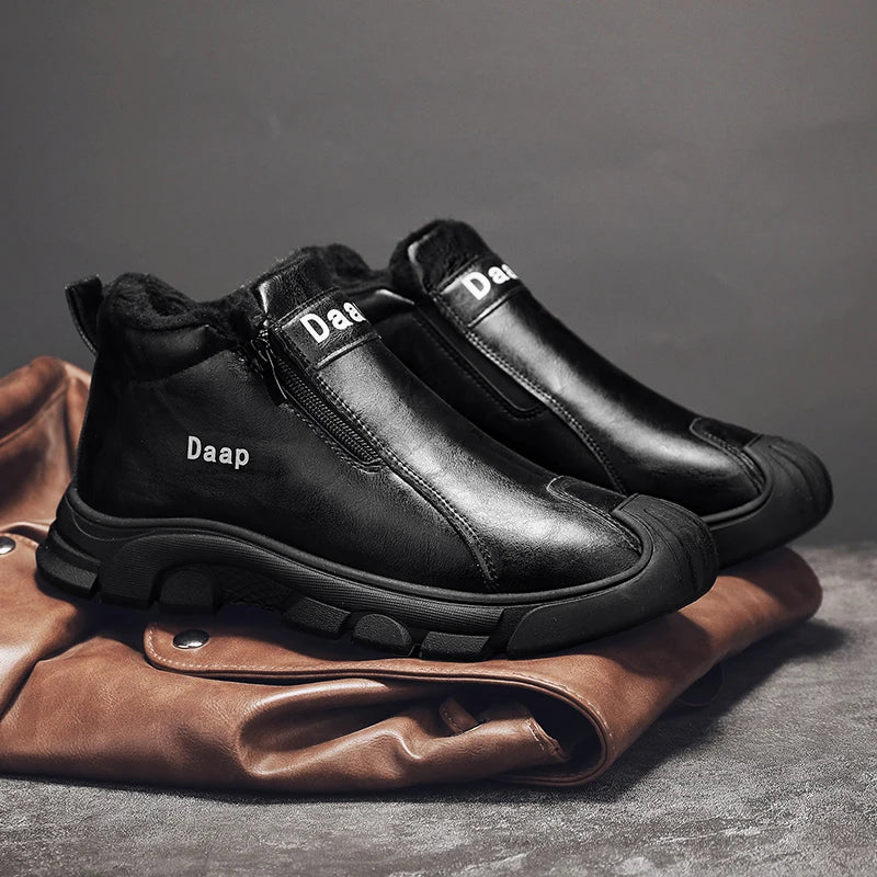 2025 High Top Men's Winter Shoes Comfortable Black Fluff Boots Men Warm Plush Leather Casual Sneakers Men Work Motorcycle Boots