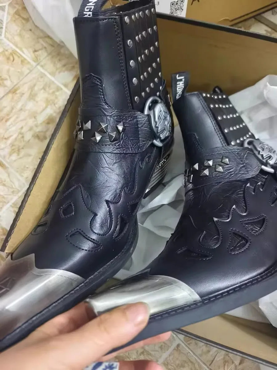 2025 New Men Popular Pointed Western Short Spanish Tide Brand Punk Rivet Leather Women Sneakers Chelsea Boots