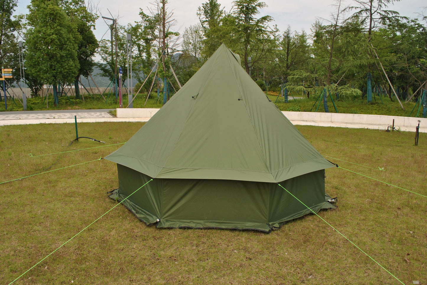 Round  Mongolian Tent for 6-8 Person,Waterproof Traditional Ethnic Design for Glamping, Outdoor Events & Family Camping