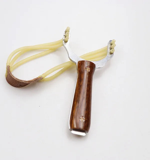 Professional Large Powerful Fishing Bait Slingshot Outdoor Resin Laser Slingshot Thrower Slingshot Catapult for Hunting