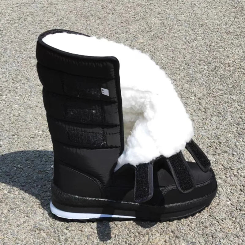 Winter Thick Men Snow Boots High Top Warm Cotton Shoes Lightweight Slip Resistant Camouflage Outdoor Boots