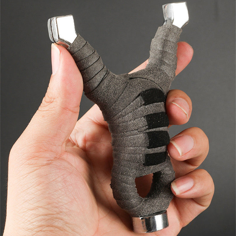 Powerful Alloy Slingshot Anti-song Design Catapult with Strong Magnetic Professional Outdoor Hunting Shooting Tool Composite Bow