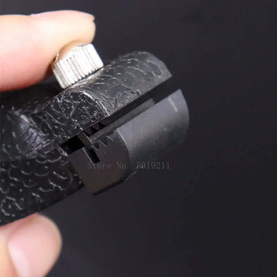 Outdoor Hunting Shooting Catapult Entertainment Accessories Toys Hunting Resin Slingshot Catapult with Flat Rubber Band for Hunt