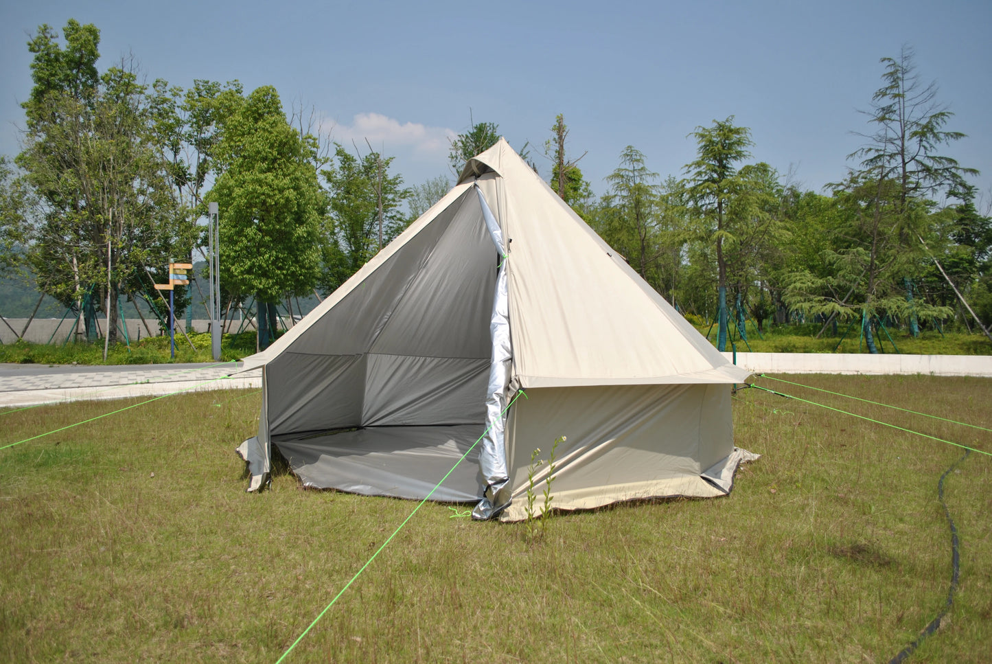 Round  Mongolian Tent for 6-8 Person,Waterproof Traditional Ethnic Design for Glamping, Outdoor Events & Family Camping