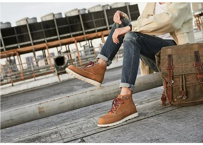A066 Size 39-44 New Casual Men Fashion Reto Tooling Boots Lace Up Leisure Vintage Shoes Crazy Brown Man Footwear 2025 Man Shoes