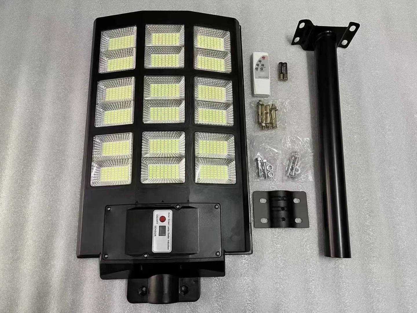 Solar Motion Sensor Street Lights Waterproof 8000LM Outdoor Flood LightsAuto Dusk to Dawn for Garden,Driveway,Yard