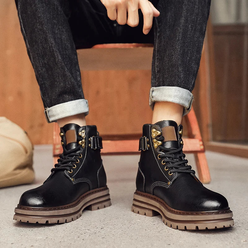 Top Quality Vintage Leather Men's Snow Boots Fashion Genuine Leather Man Ankle Boots Lace Up Outdoor Motorcycle Boots Walk Shoes