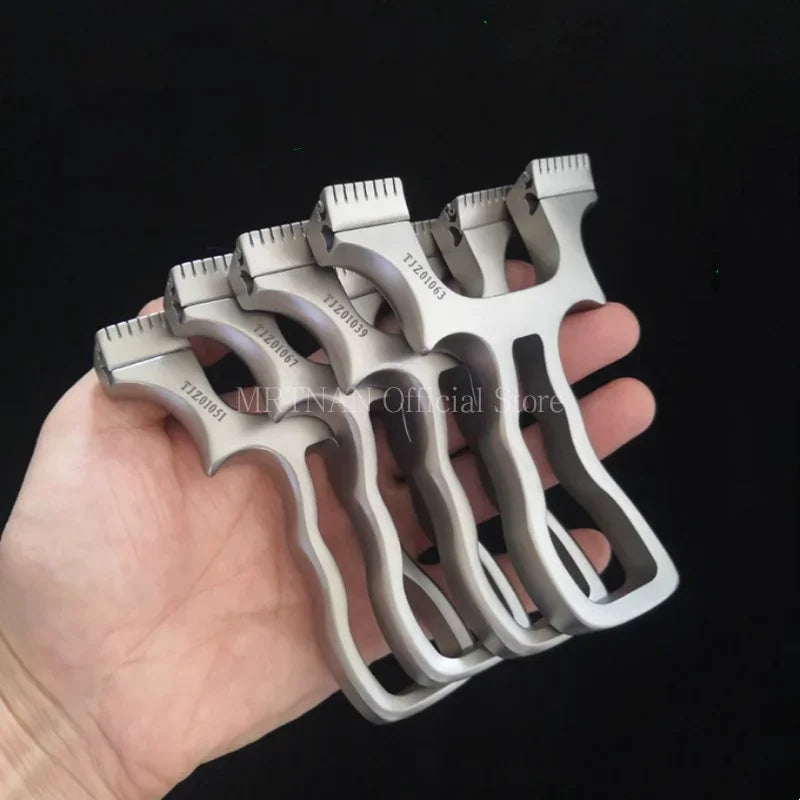 High-quality Titanium Alloy Slingshot with Rubber Band Professional Outdoor Sports Hunting Shooting Catapult Accessories