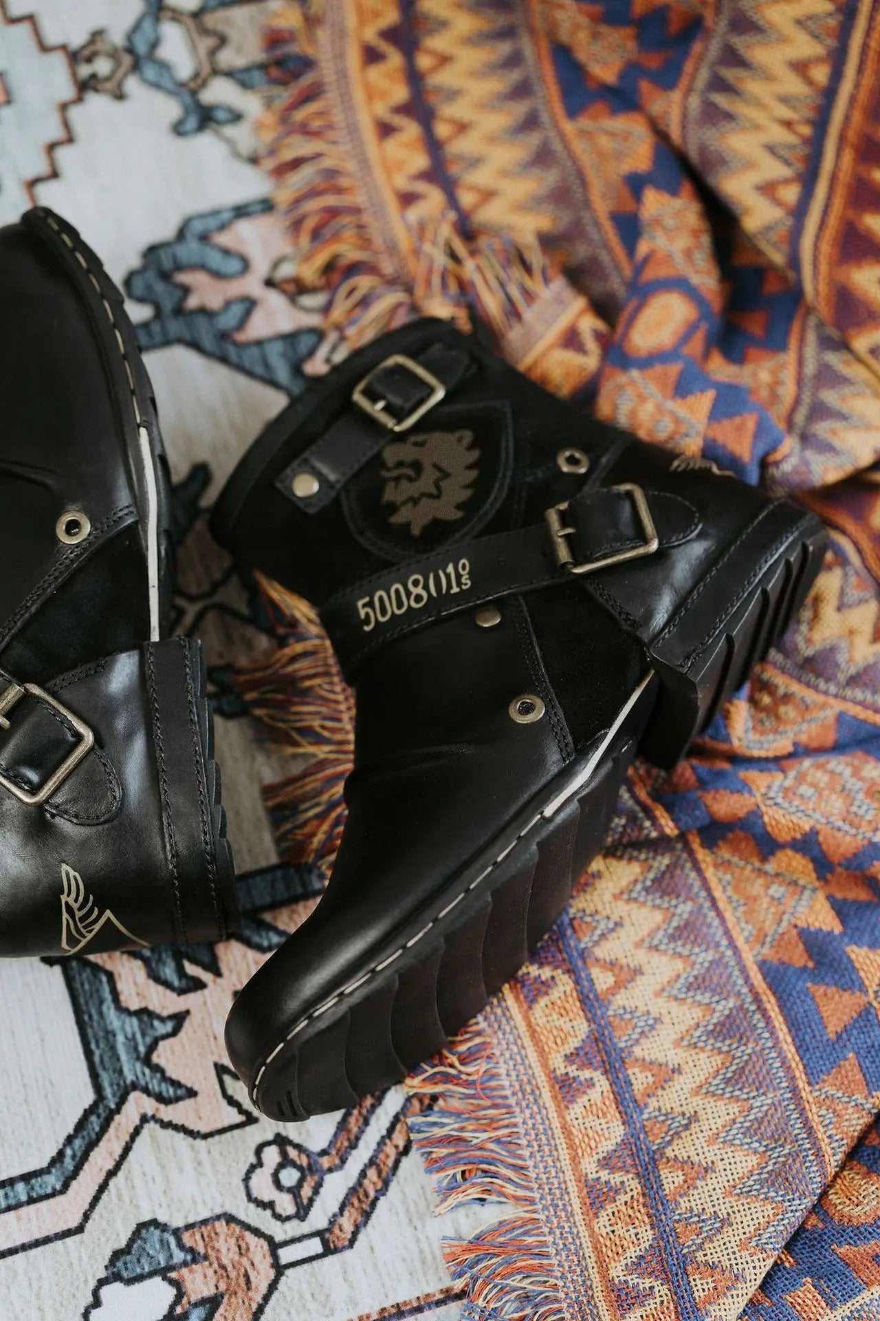 Fashion Men's Shoes Boots Warm Leather Vintage Motorcycle Male Boots Riding Retro 2024 Metal Style Zippers Men's Shoes