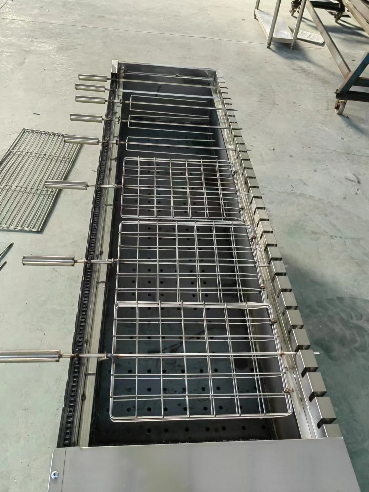 Chinese Stainless Steel Commercial Automatic Pig Meat Rotisserie Charcoal Bbq Grill Machine For Restaurant