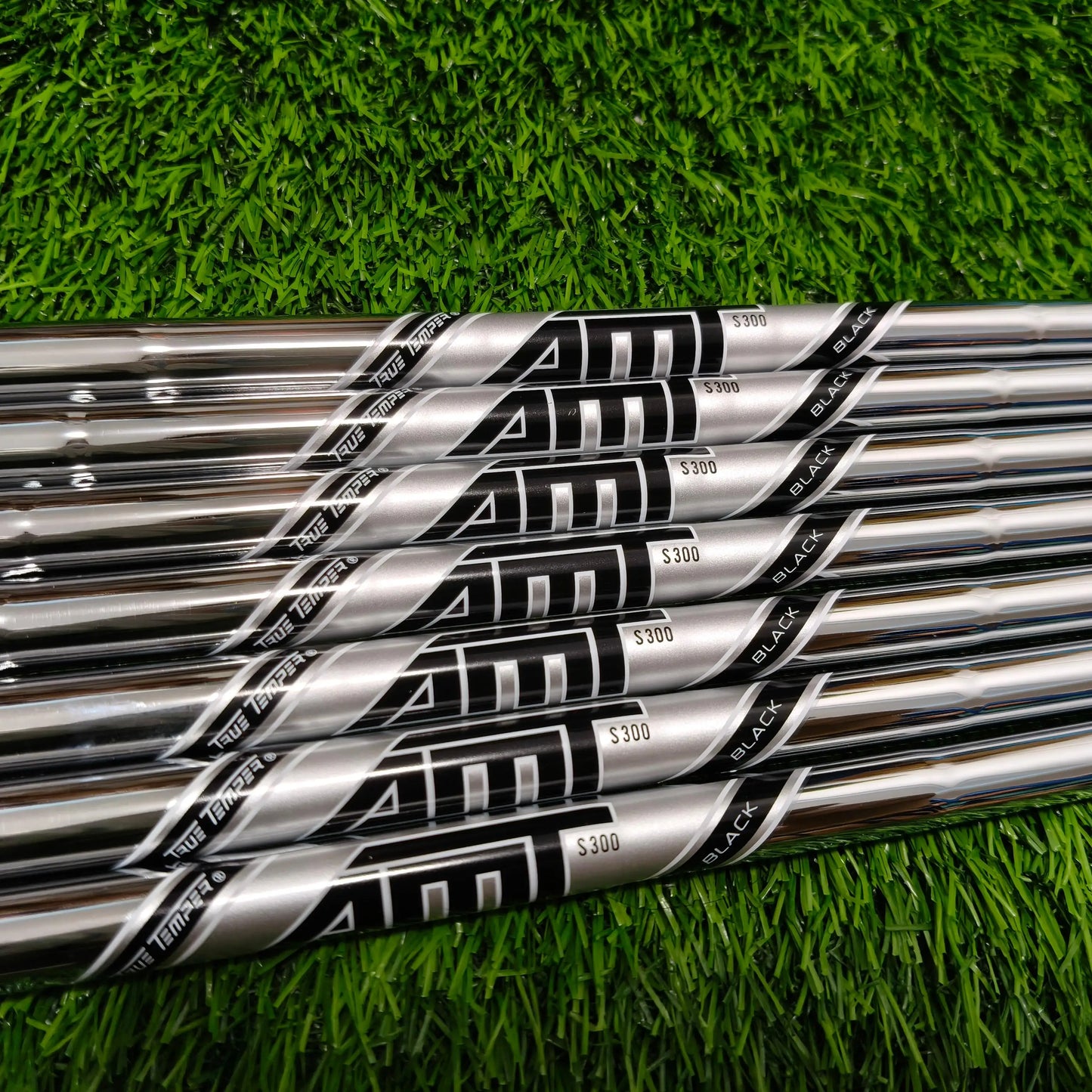 Golf Left Hand Iron, 5th Generation 790 Left Hand Iron or Right Hand Iron, European Tour Hard AMT/S300 Axe, Comes with Cover