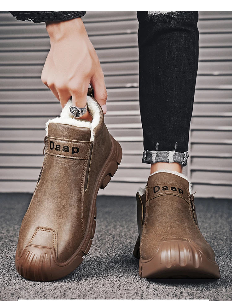 2025 High Top Men's Winter Shoes Comfortable Black Fluff Boots Men Warm Plush Leather Casual Sneakers Men Work Motorcycle Boots