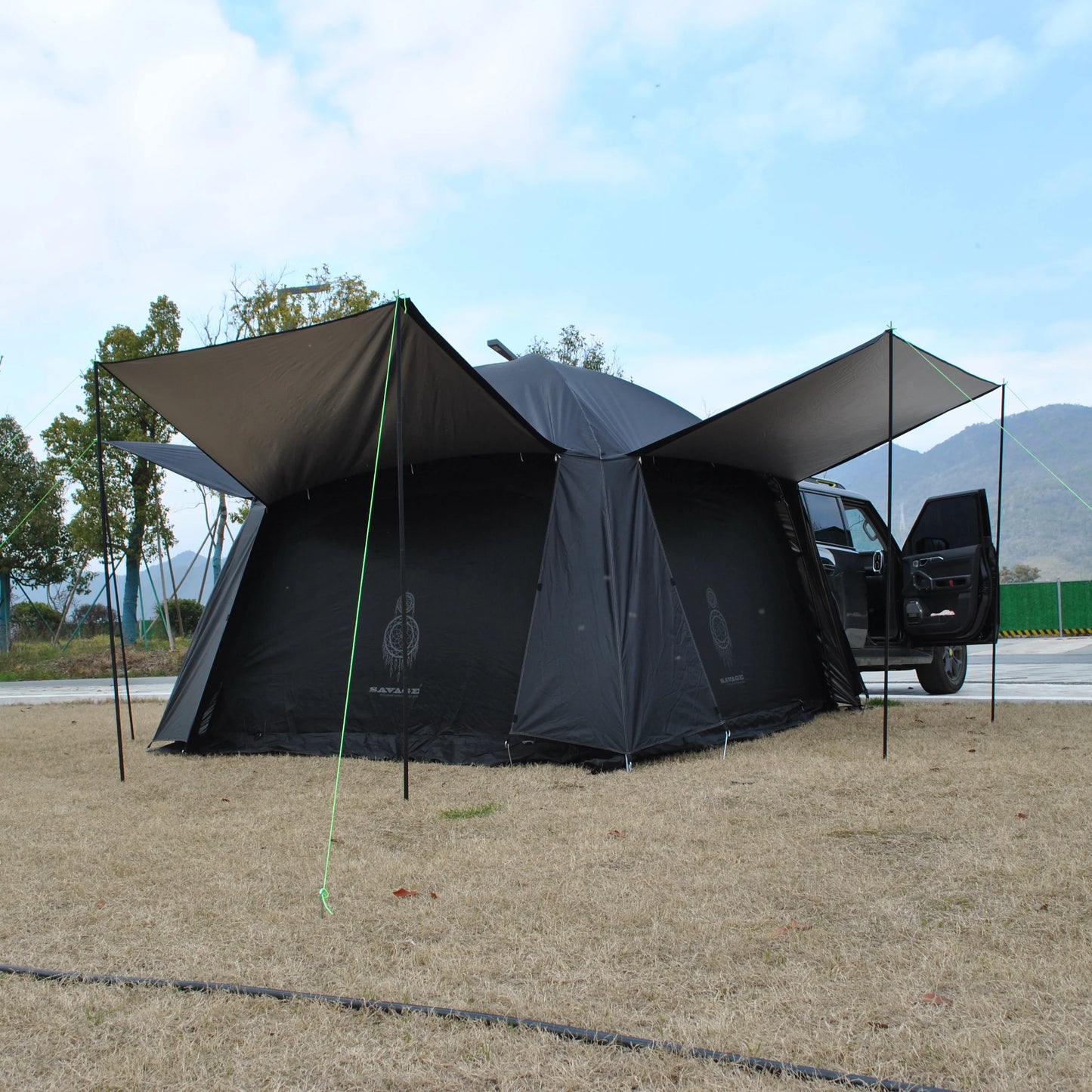 Tiple Layers SUV Tent Car Camping Car Tent - Tailgate Tent SUV Tents for Camping,4 Person Car Rear Tent, Car Tents with Canopy