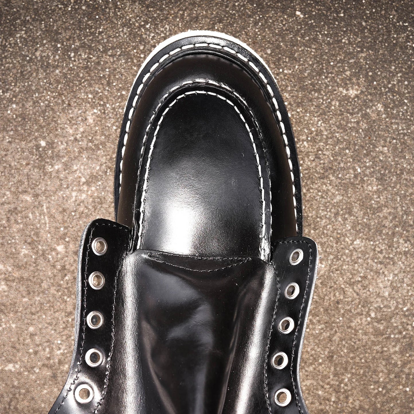 Durable Goodyear-Welted Stitchdown Rugged Style Work Boots Heritage Genuine Leather Moctoeboots Red For Men 1907 Shoes