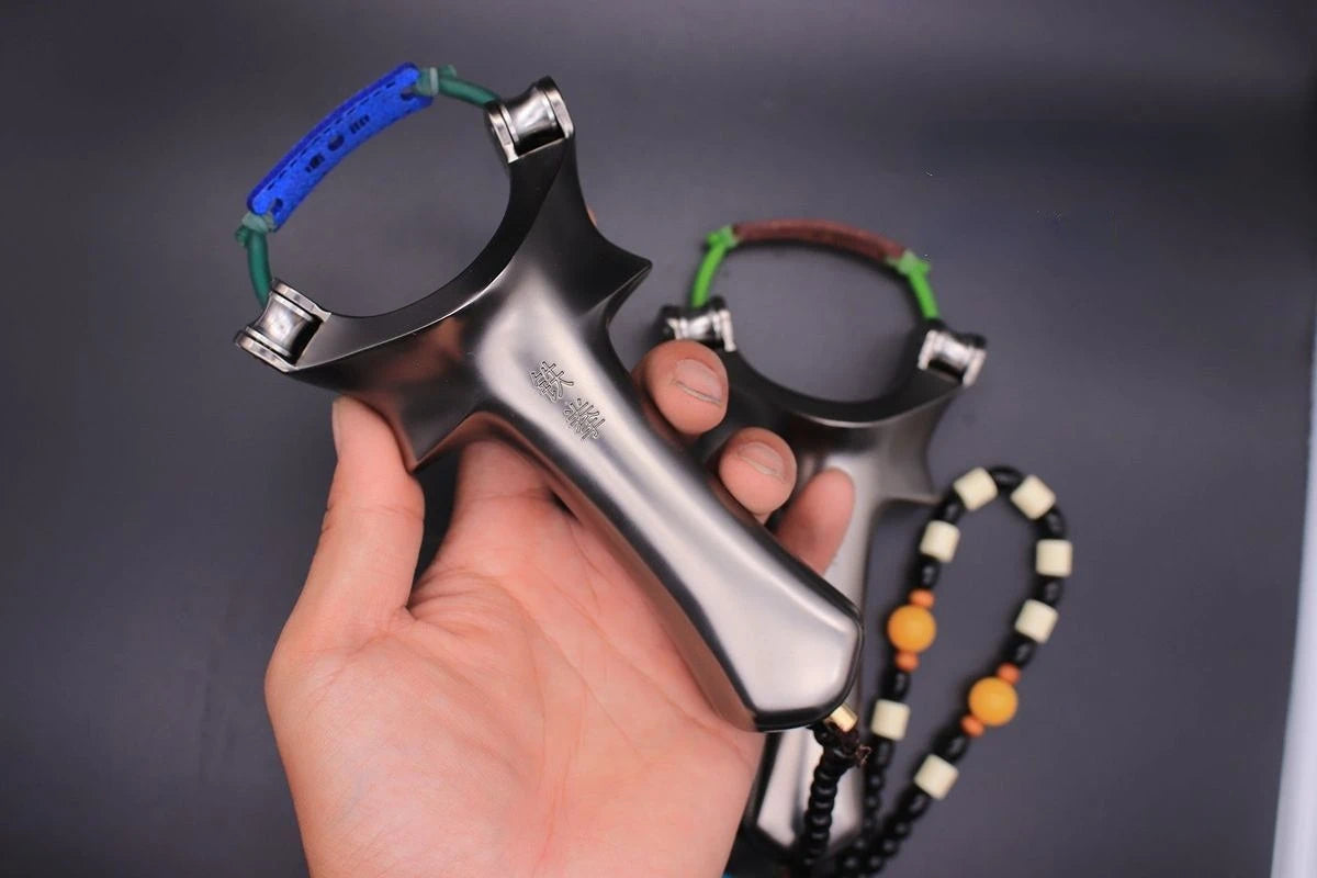 New Powerful Pulley Slingshot Outdoor Precise Fish Shooting Slingshot 7075 Aviation Aluminum Catapult Special For Fishing Darts