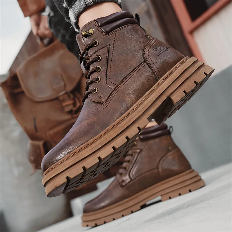 New Autumn Winter Men High Top Shoes Fashion Motorcycle Boots Outdoor Leisure Ankle Boots Comfortable Man Lace-Up Botas Sneakers