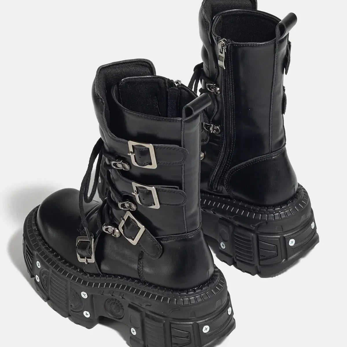 Women's 2025 New Niche Internet Celebrity Muffin Platform Locomotive Punk Goth Lace-up Medium Boots