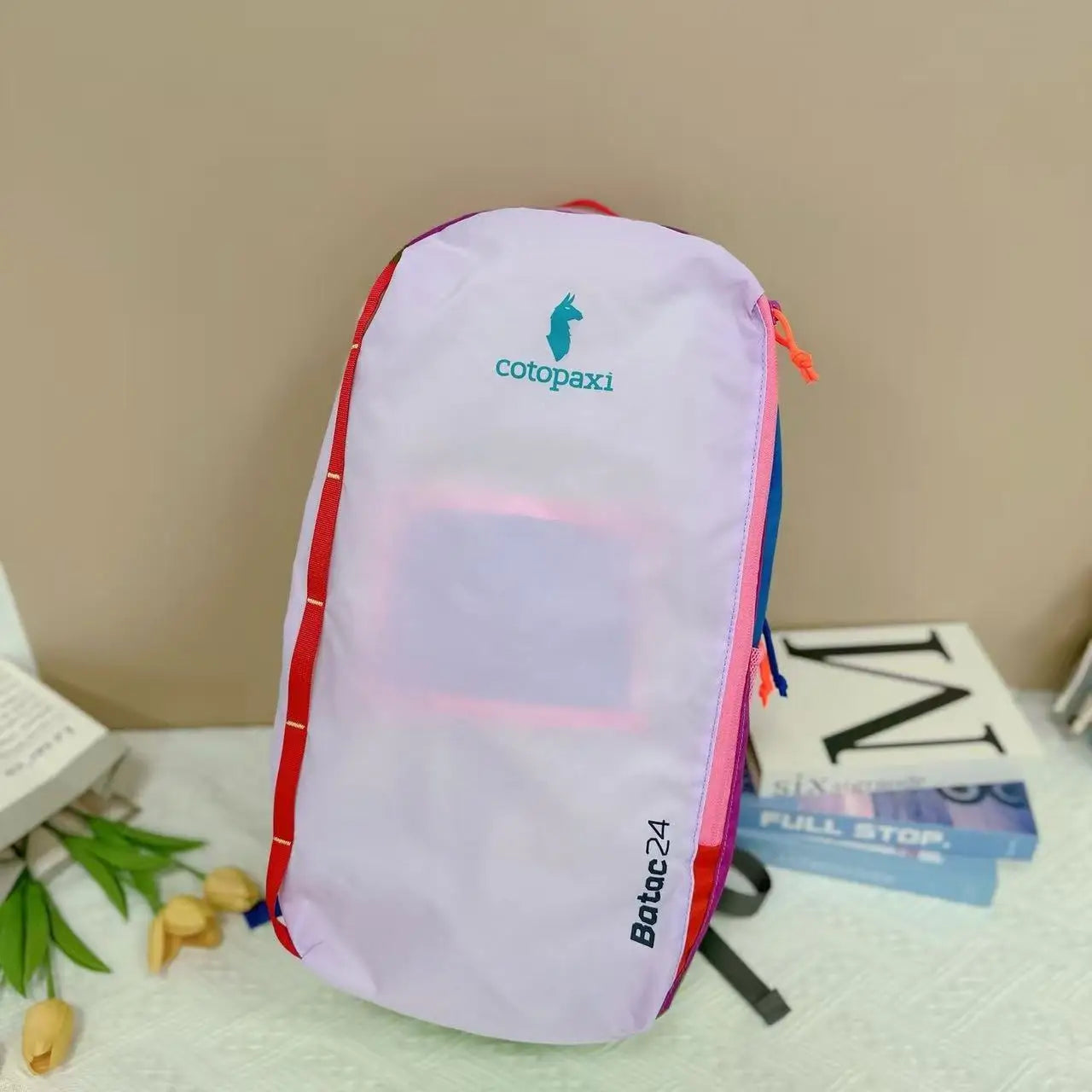 24L Alpaca 28L Hiking Backpack, Lightweight Travel Daypack for Trekking, Large Capacity Dopamine Sports Rucksack for Men & Women