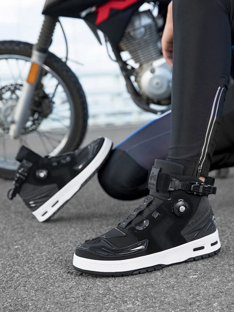 New Men's Motorcycle Boots Ankle Motocross Racing Shoes black Breathable Biker Boots Anti-slip Shoes Leather Motorcyclist Boots