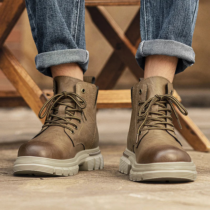 Outdoor Leather Ankle Boots Fashion Lace Up Motorcycle Boots Non-Slip Male Comfortable Botas 2025 New Arrival Men High Top Shoes