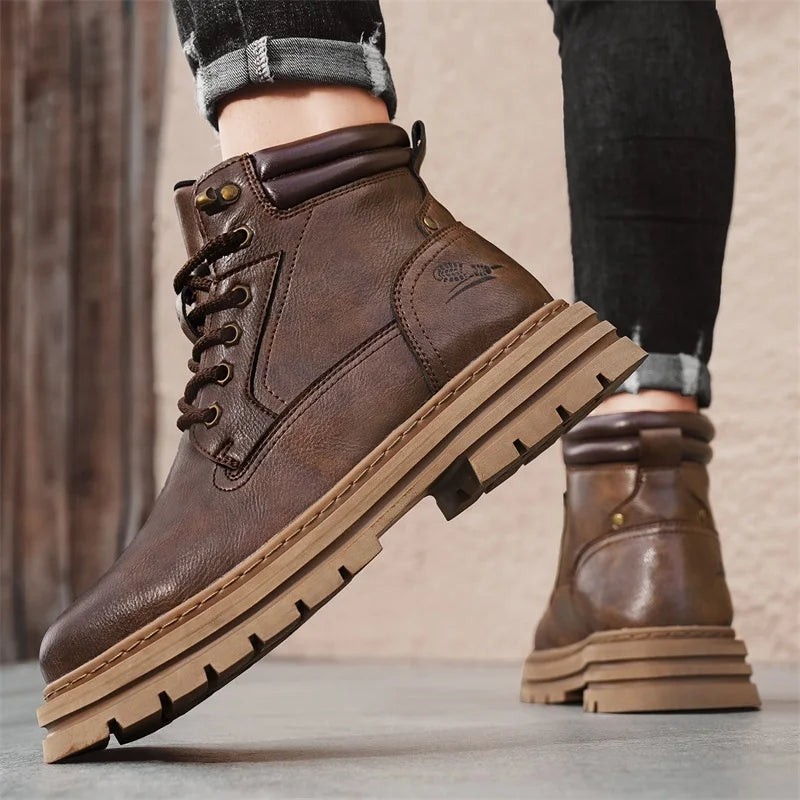 New Autumn Winter Men High Top Shoes Fashion Motorcycle Boots Outdoor Leisure Ankle Boots Comfortable Man Lace-Up Botas Sneakers