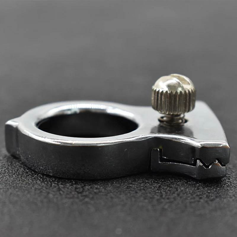 Stainless Steel Ring Pocket Slingshot Ammo Catapult Rapid Fire Slingshot with Rubber Band Finger Hunting Shooting Slingshot