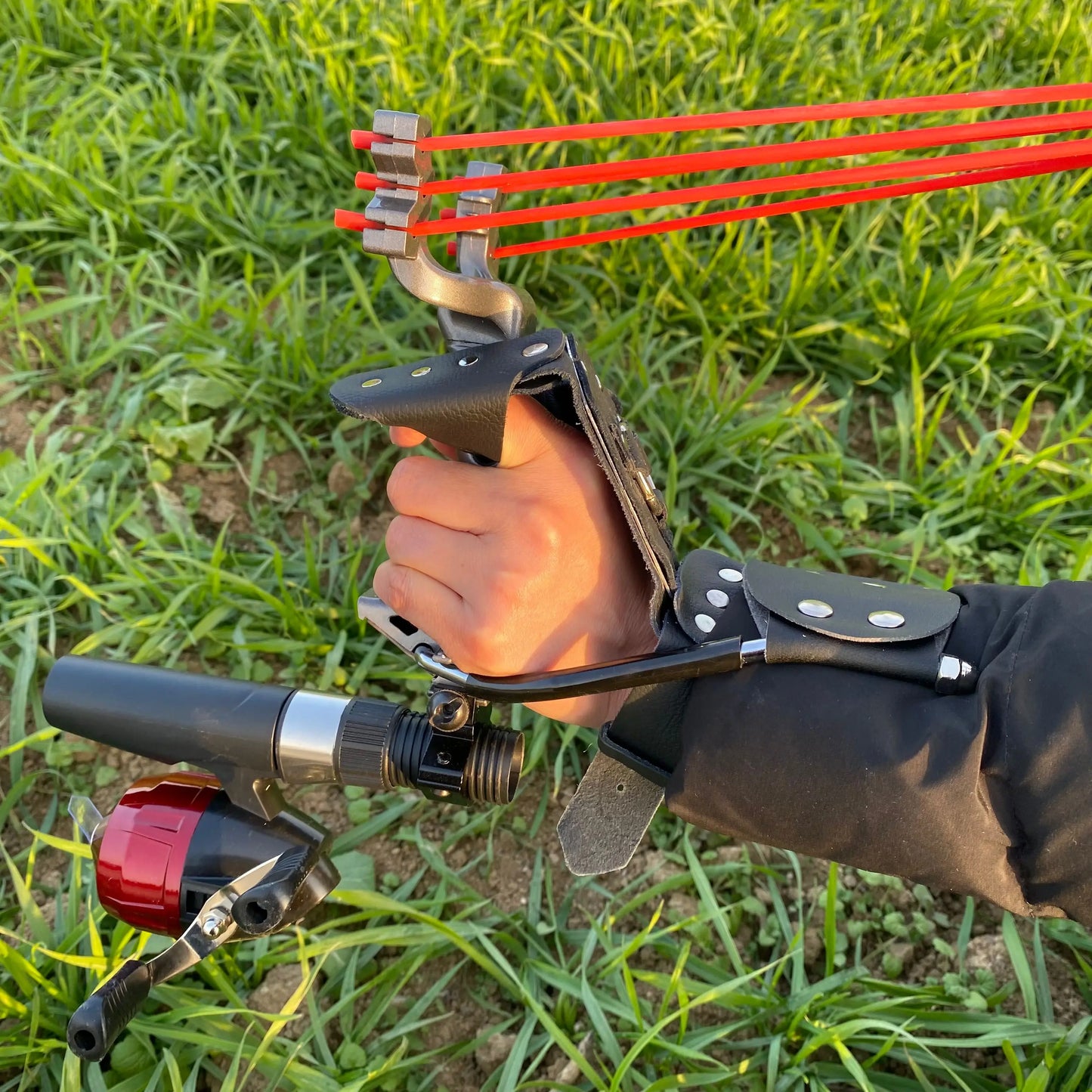 Outdoor Shooting Fishing Slingshot Hunting Arrow Darts Catapult With Rubber band Fishing reel/ Tactical game protective gloves