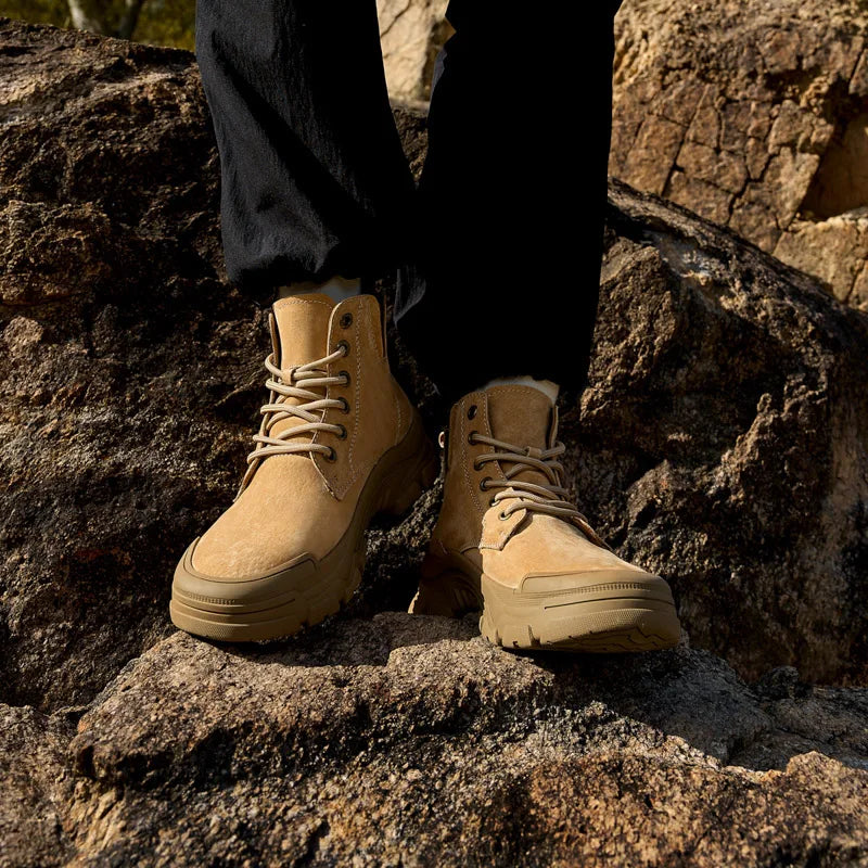 Non-slip Man Ankle Botas Non-Slip Outdoor Motorcycle Boots Versatile Leisure Snow Boots Street Style Mens Leather High Top Shoes