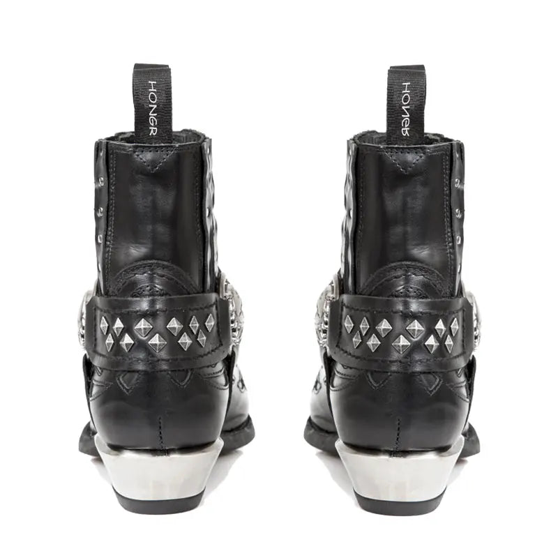 2025 New Men Popular Pointed Western Short Spanish Tide Brand Punk Rivet Leather Women Sneakers Chelsea Boots