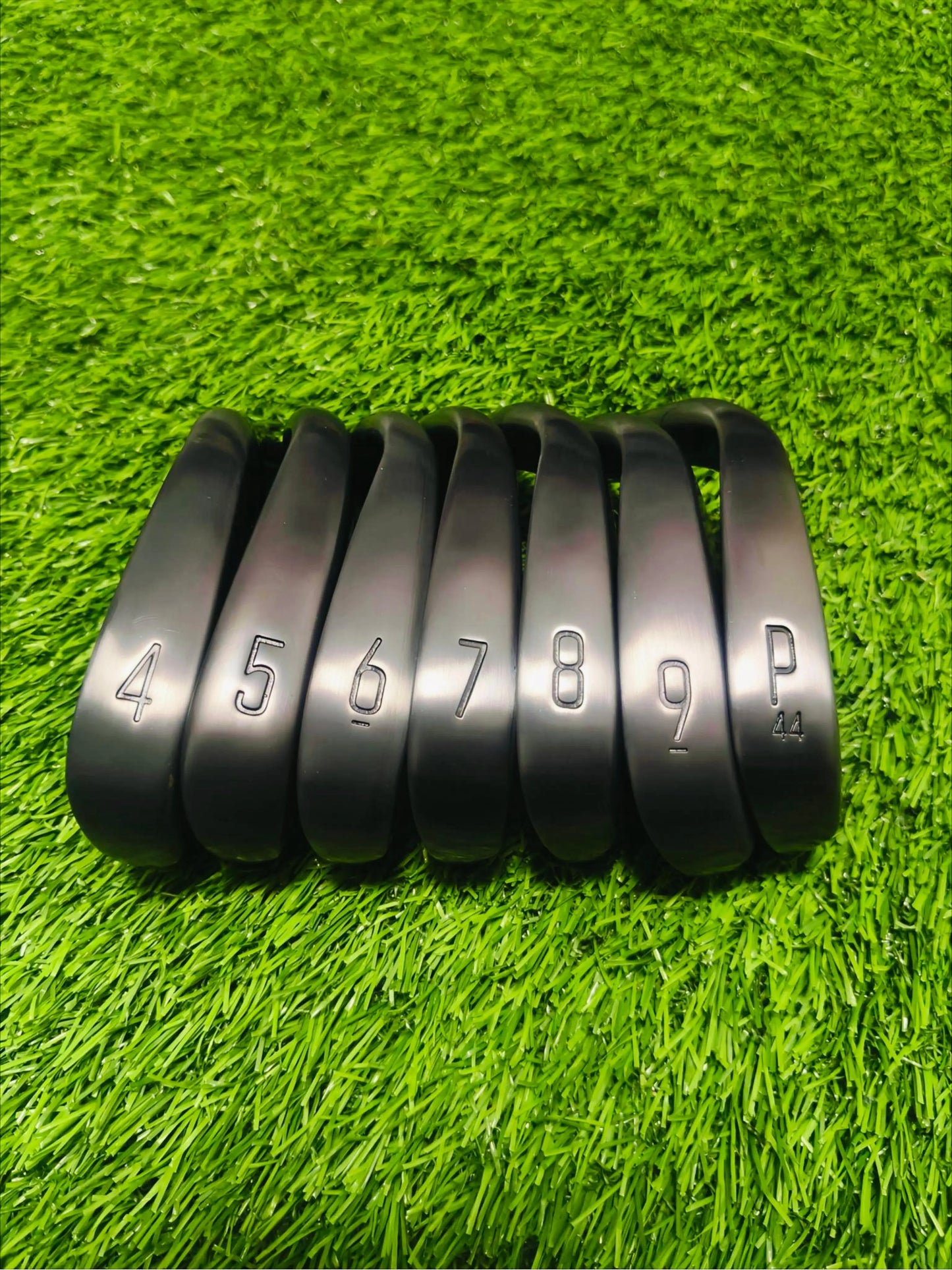 Golf Club Golf Tour Men's Hardcore Set Limited Edition 4-P -100 Black/ Silver Can be Paired with Shaft