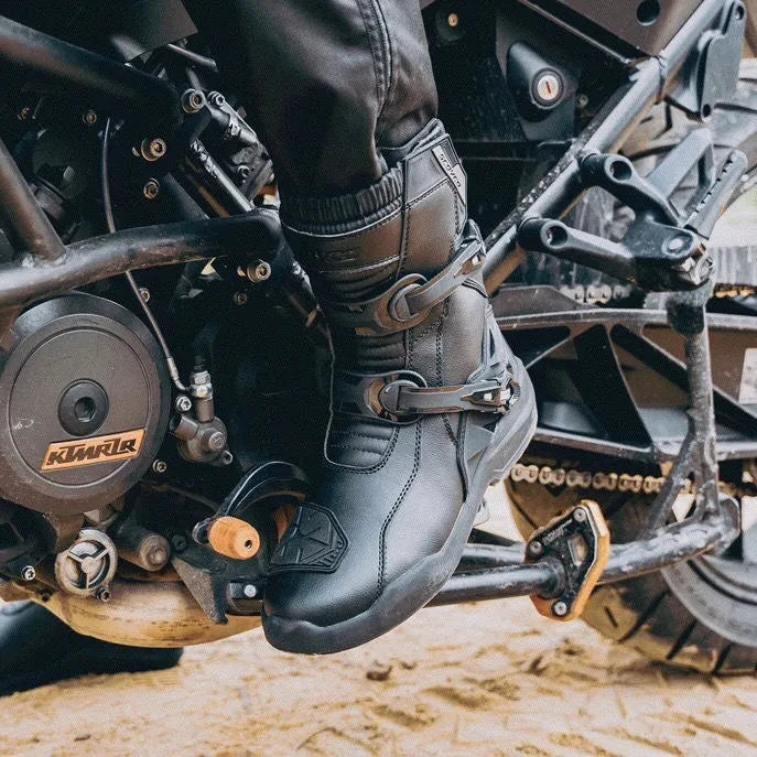 Scoyco Enduro Motorcycle Boots Waterproof Motorcyclist Botas Brown Leather Motocross Boots Off Road Racing Black For Men Knight