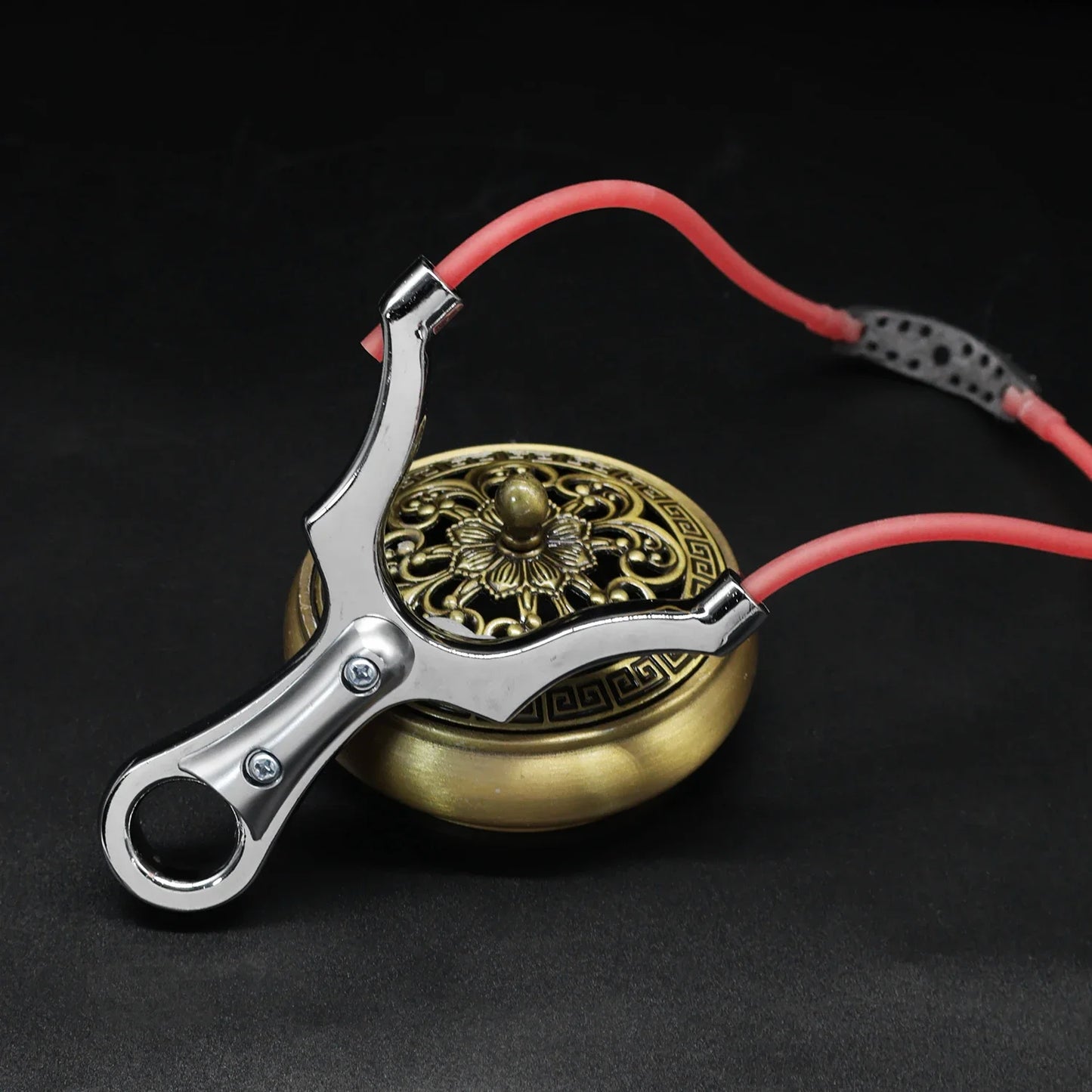 Silver Zinc Alloy Metal Slingshot High-quality Round Tube Rubber Band Elastic Launcher High-power Hunting Shooting Slingshot