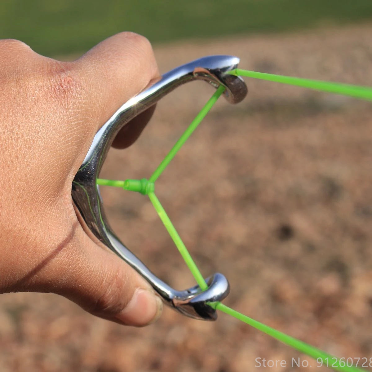 Hunting Slingshot High-precision Outdoor Shooting Competitive Catapult Tactical game toys Stainless steel Bow Send Rubber band