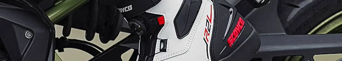 SCOYCO Motocross Boots Men Anti-fall Non-slip Motorcycle Protective Boots Breathable Wear-resistant Motorcyclist Shoes Equipment