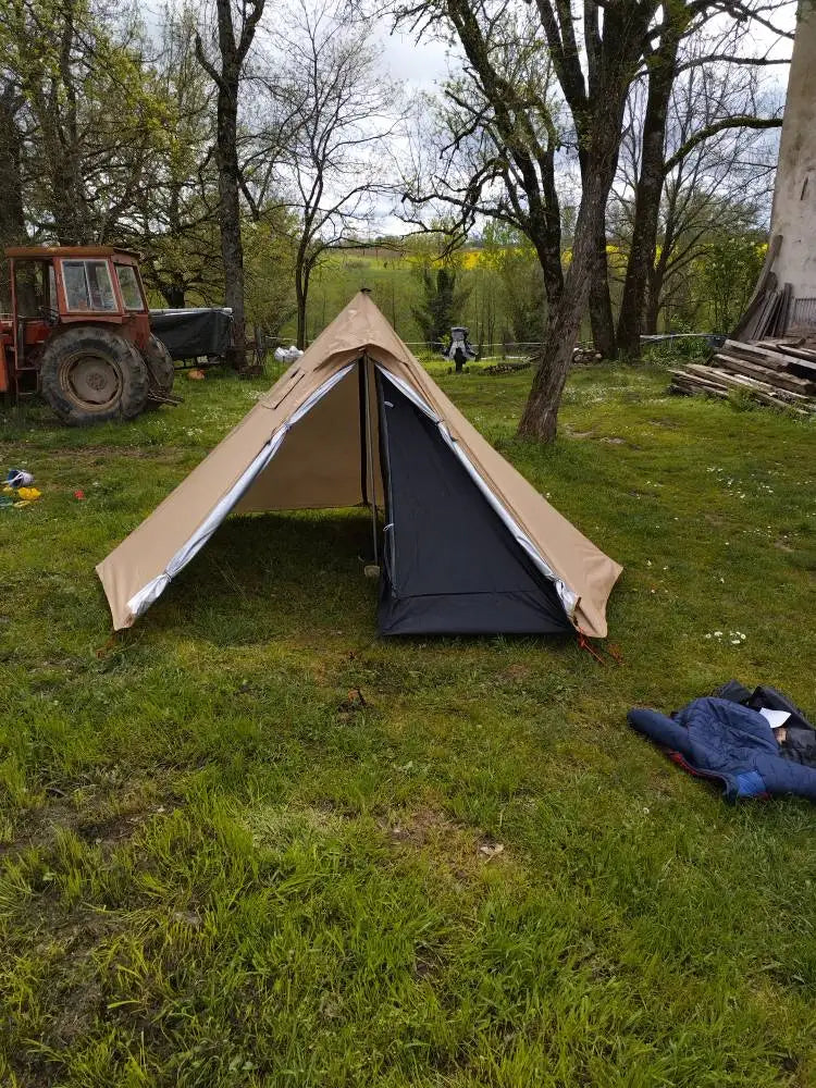 Camping Teepee Tent with Chimney Window Outdoor Ultralight Tipi Pyramid Tent Double Layer Bushcraft 1 Person Tents Hot Tent