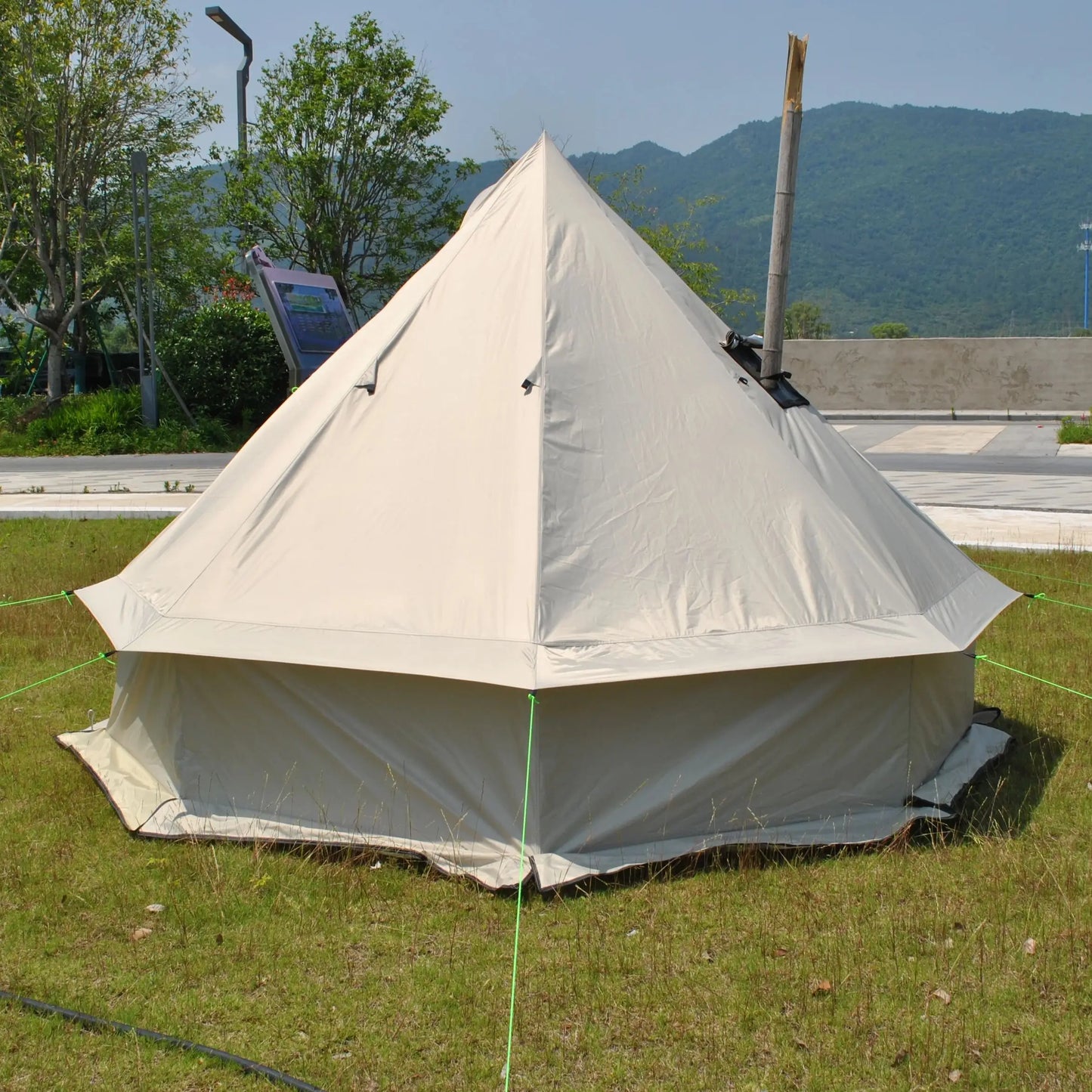 Round  Mongolian Tent for 6-8 Person,Waterproof Traditional Ethnic Design for Glamping, Outdoor Events & Family Camping