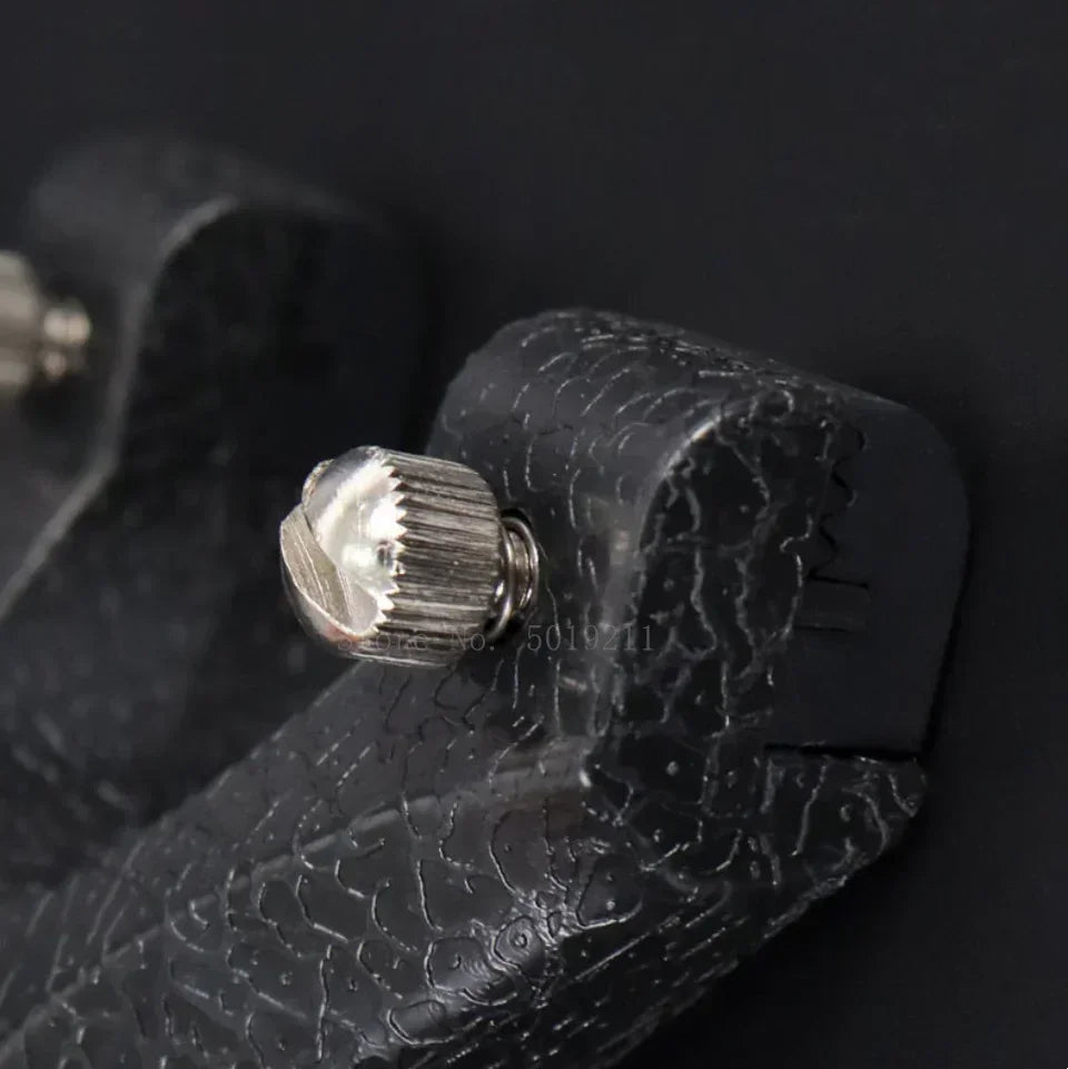 Outdoor Hunting Shooting Catapult Entertainment Accessories Toys Hunting Resin Slingshot Catapult with Flat Rubber Band for Hunt