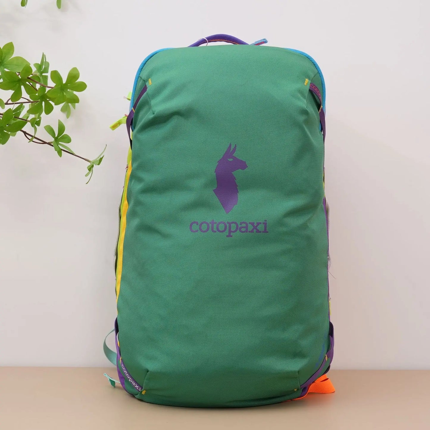 28L Unisex Outdoor Camping Backpack – Stylish Korean-Inspired Couple Hiking Bag for Travel, Sports & Leisure