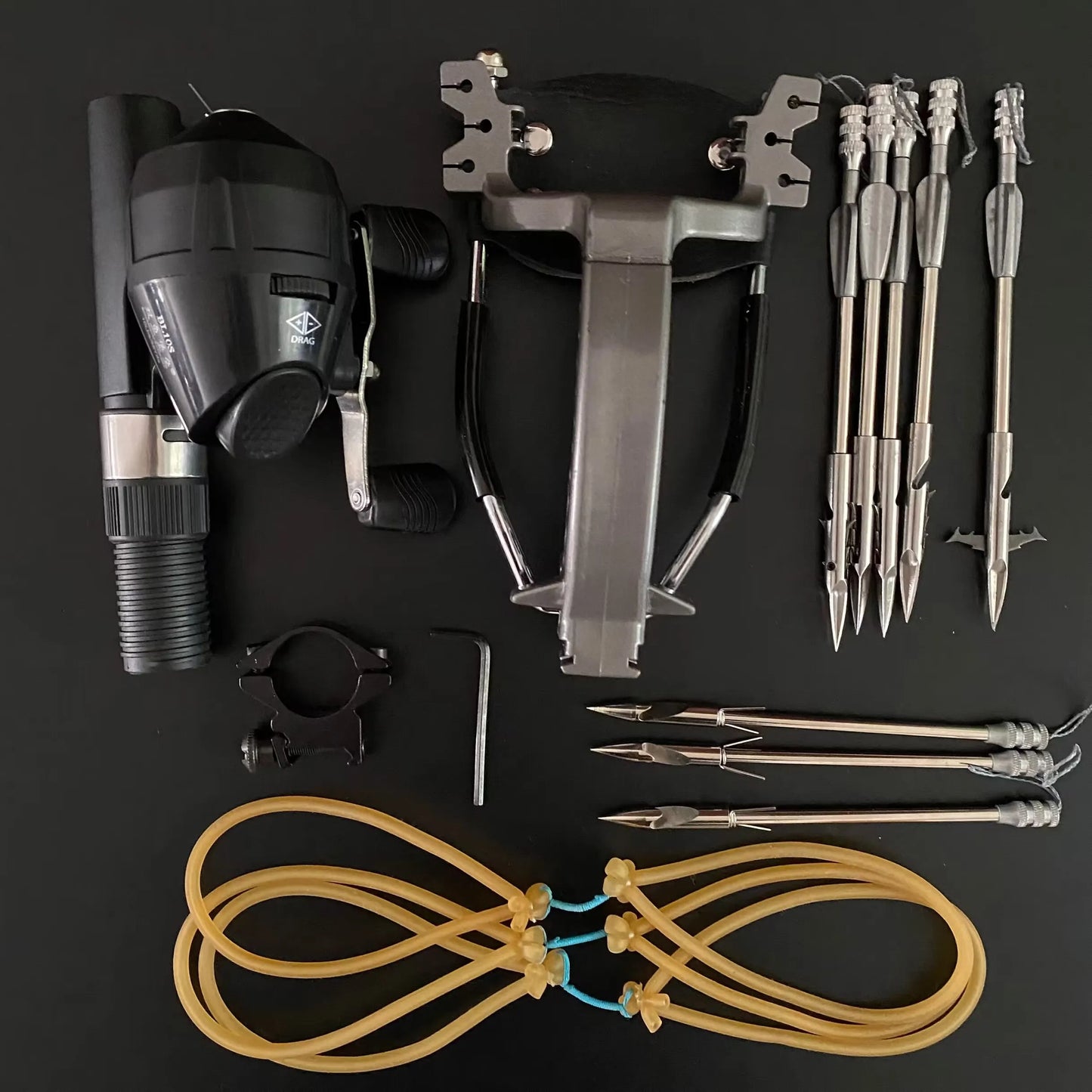 Professional Fishing Slingshot Kit with Arrowheads Wrist Support Rocket Slingshot Catapult for Fishing and Hunting Outdoor Games