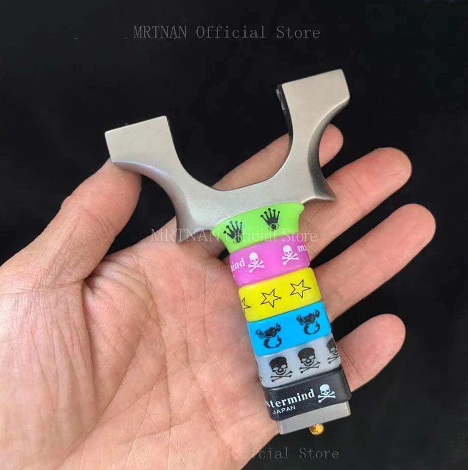 Slingshot Titanium Alloy High Quality Shooting Slingshot Hunting Flat Rubber Band Catapult Outdoor Sports Accessories