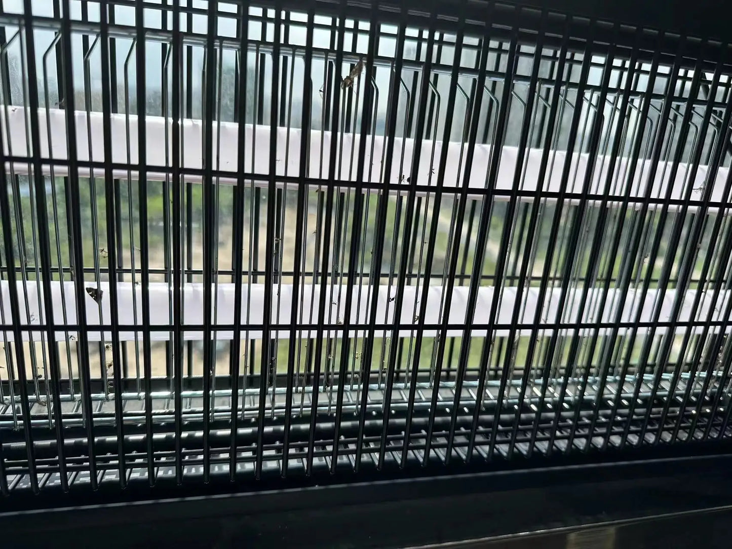 40W 6000mAh Battery Solar-Powered Mosquito Killer Light Source - Outdoor Waterproof Bug Zapper Ideal for Garden Patio & Camping