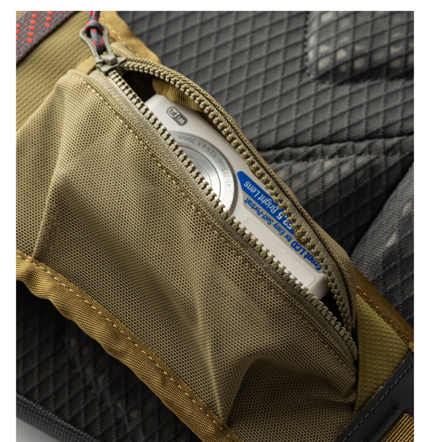 26L hiking backpack, outdoor commuting travel laptop backpack