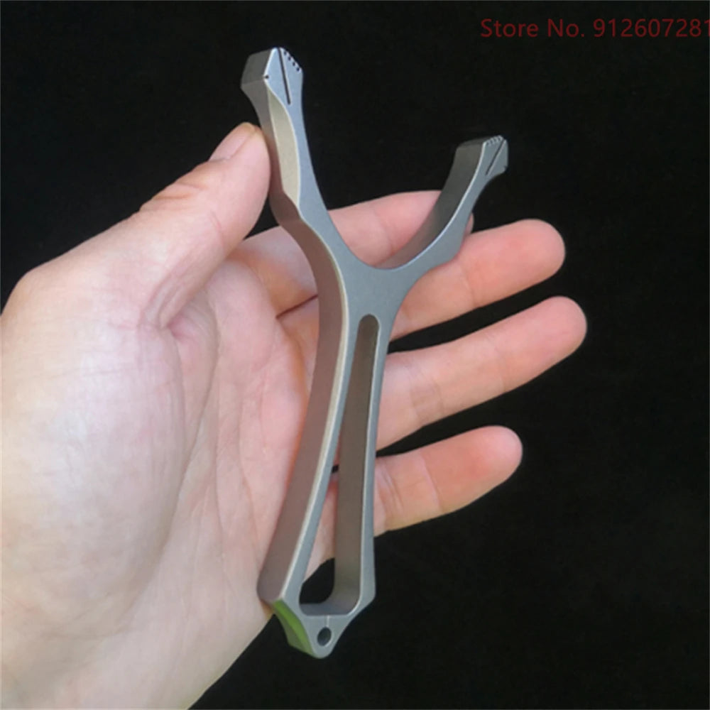 High-quality Outdoors Titanium Alloy Hunting Slingshot with Flat Rubber Band Shooting Tactical Game Equipment Catapult Toys Bow